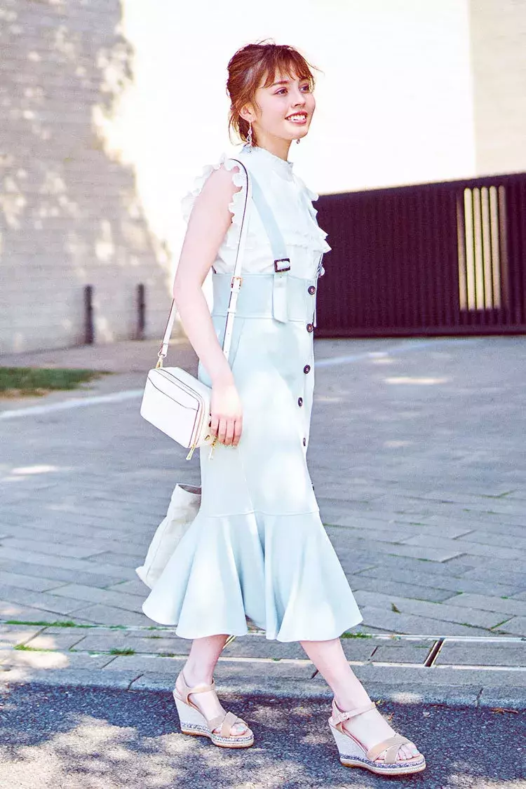 夏デート正解服 清楚でさわやか 男子ウケ最強の ホワイトコーデ 5選 ローリエプレス