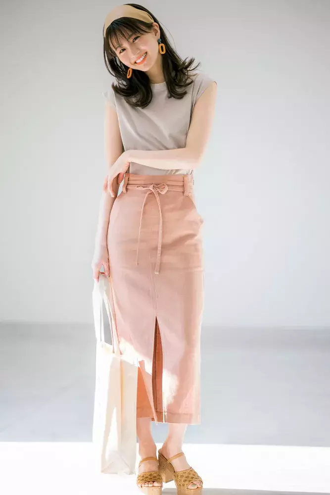 オレンジタイトスカート が主役 夏のヘルシーコーデ 明日のコーデ ローリエプレス