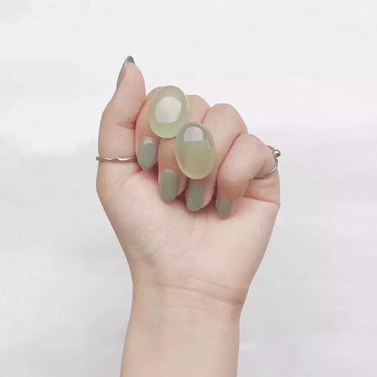 この夏可愛いのは 透明感のある女の子 涼しげなクリアアクセサリー ローリエプレス