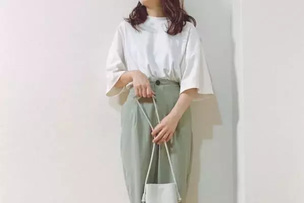 Gu で魅せる テーパードパンツ の美脚コーデが最強 ローリエプレス
