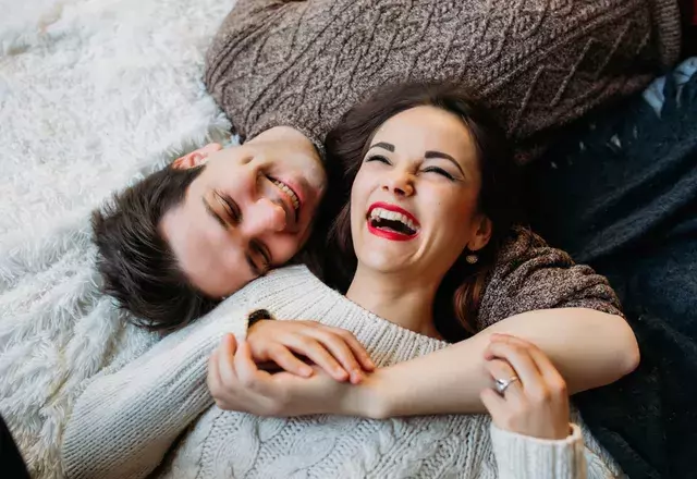 言葉より態度でわかる 奥手な男性が見せる 大好きサイン ローリエプレス 言葉より態度でわかる 奥手な男性が見せる 大好きサイン ローリエプレス