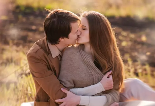 女性をどんどん興奮させる 気持ちいいキス の仕方とは ローリエプレス