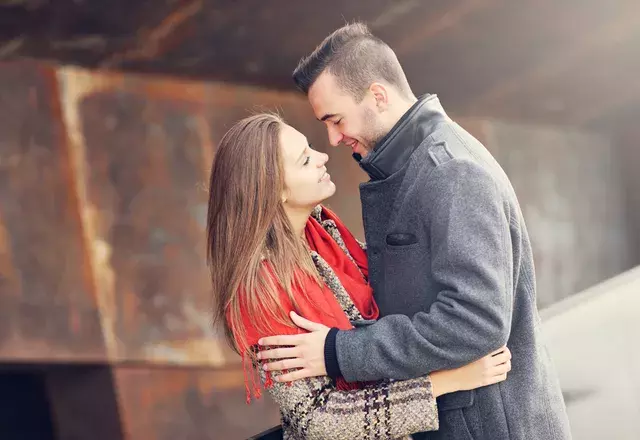 これは本命確定 普段のキスで見分ける 彼の本気度テスト ローリエプレス