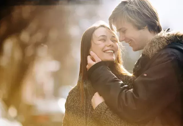 コレは興奮します 女性が 骨抜きになるキス とは ローリエプレス