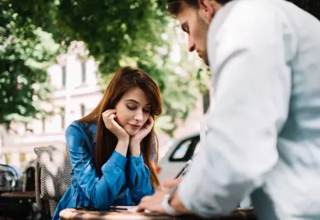 私だけ見ててね 彼女が ヤキモチを妬いてる時 にする言動 ローリエプレス