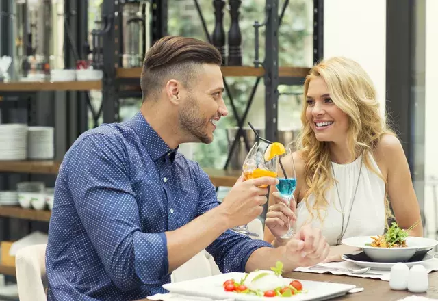 告白待ってるかも 好きな女性との 両思い度 がわかるテスト ローリエプレス