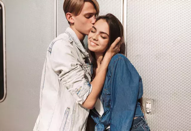 親しみやすさが鍵 女性が 話しやすいと感じる男性 の特徴4つ ローリエプレス