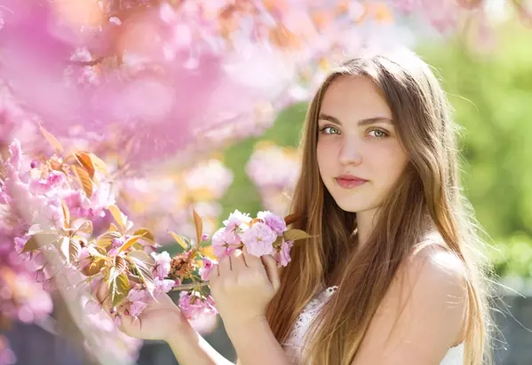 熱視線止みませんっ 結局一番モテる 性格美人 になる方法 ローリエプレス