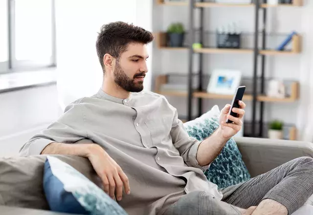 面倒くさいのかな Lineの返信が遅い と脈ナシなの ローリエプレス