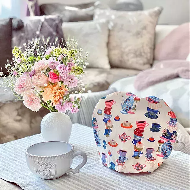 見た目もほっこり ティーコゼー ポットカバーを手作りしてみませんか ローリエプレス