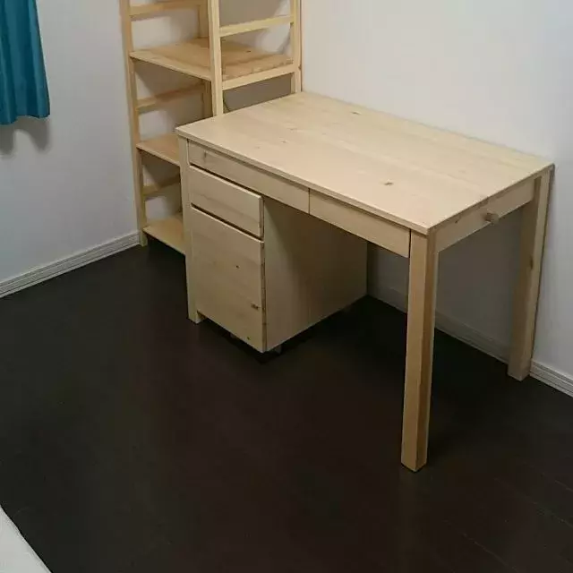 学習机どうしよう ニトリと無印良品のデスク徹底比較 ローリエプレス