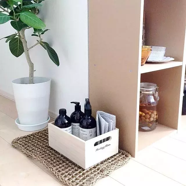 最高のコスパ 100均の敷物でフロアをグレードアップ ローリエプレス