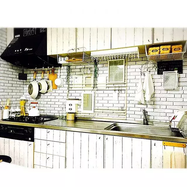 驚きリメイク 賃貸のキッチンがみんなの憧れキッチンに ローリエプレス