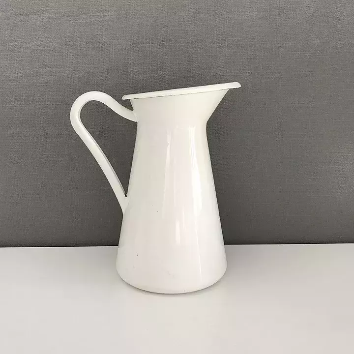 花も枝もスタイリッシュにデザイン Ikeaの花瓶 By Summertanさん ローリエプレス