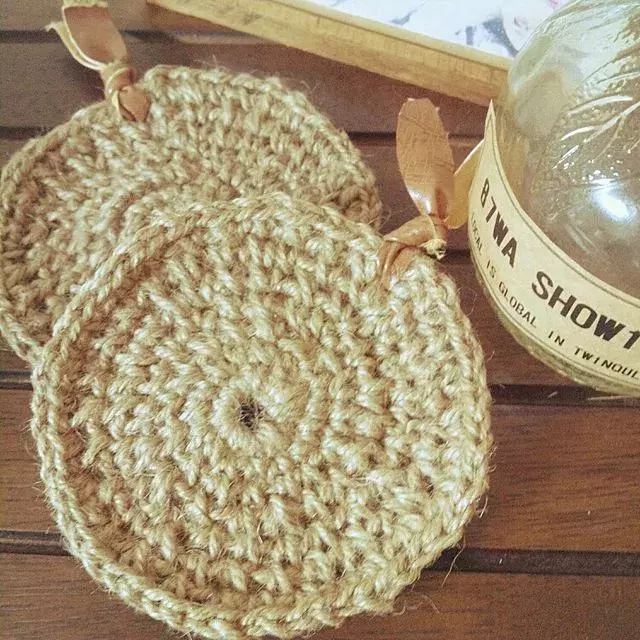 どんなテイストとも相性バッチリ 麻紐ハンドメイド ローリエプレス