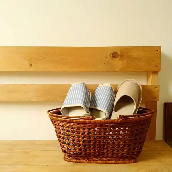 お気に入りをそろえたい デザインgoodな100均スリッパ ローリエプレス