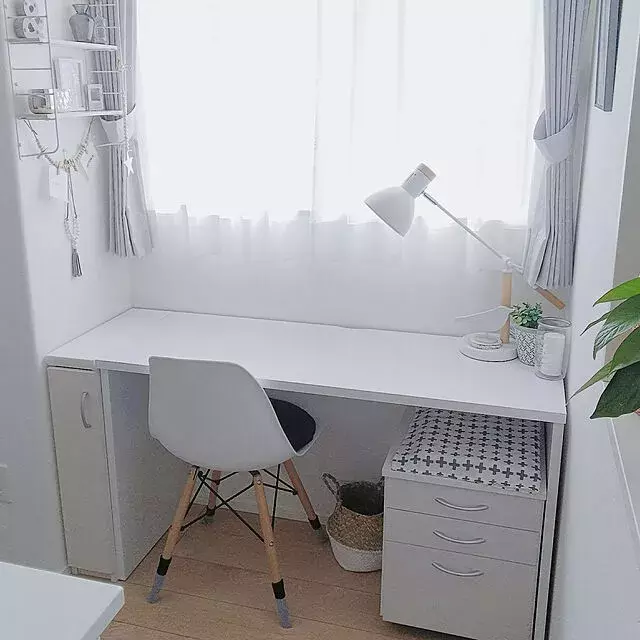 作業が楽しくなる ニトリ 無印良品で作るわたしのデスク ローリエプレス 作業が楽しくなる ニトリ 無印良品で作るわたしのデスク ローリエプレス