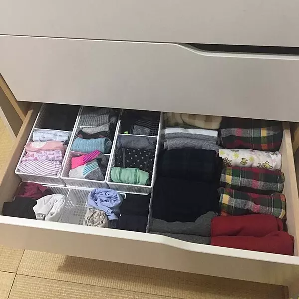 衣類をきちんと整理整頓 タンスを使いこなす収納方法 ローリエプレス