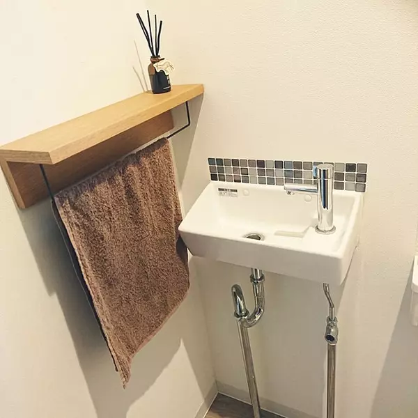 取り付け簡単で使える 無印良品の壁に取り付ける棚 ローリエプレス