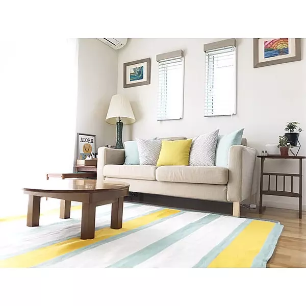 明るく洗練された特別な色 イエローインテリアのお部屋 ローリエプレス