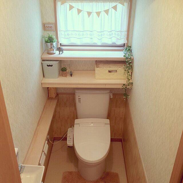 もっと心地よい空間に 壁をつかってトイレをリメイク ローリエプレス