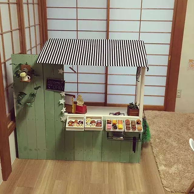 愛情たっぷり 子ども部屋 子どもスペースの手作り家具 ローリエプレス