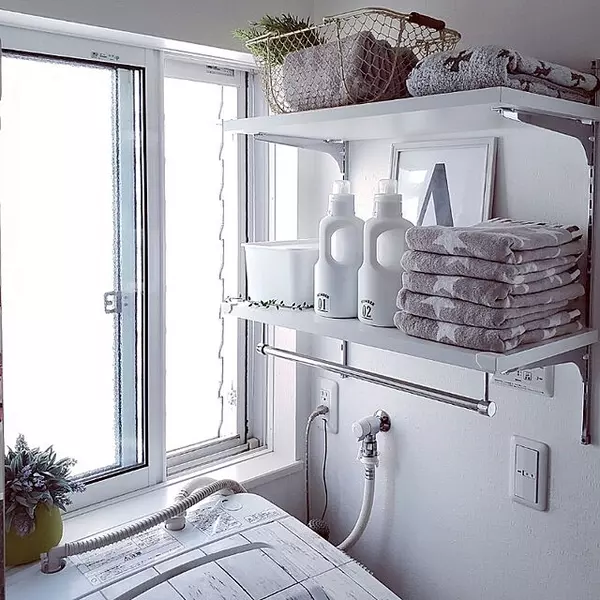 タオルの指定席で便利な毎日 バスルームのタオル収納術 ローリエプレス