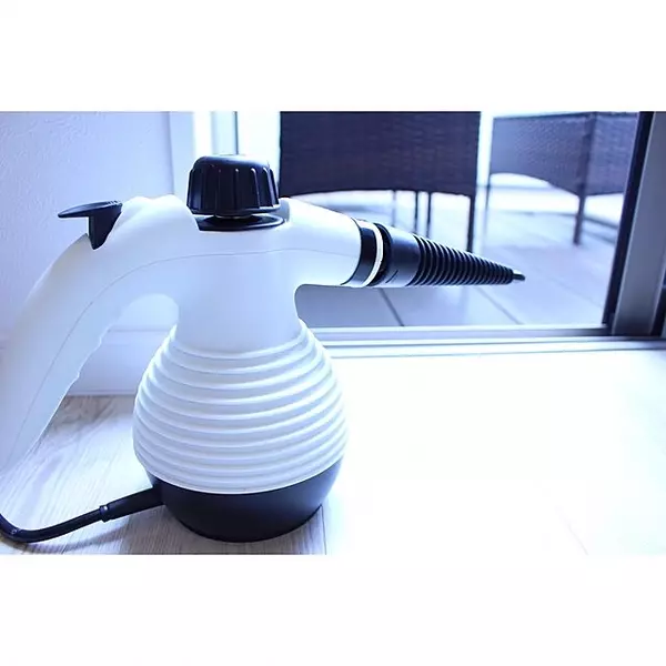 ベランダ掃除を楽にしてくれる 便利で手軽なオススメ掃除グッズ ローリエプレス