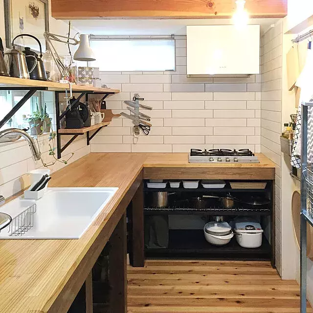 デザインも使い勝手もまさに理想 こだわりの造作キッチンを拝見します ローリエプレス