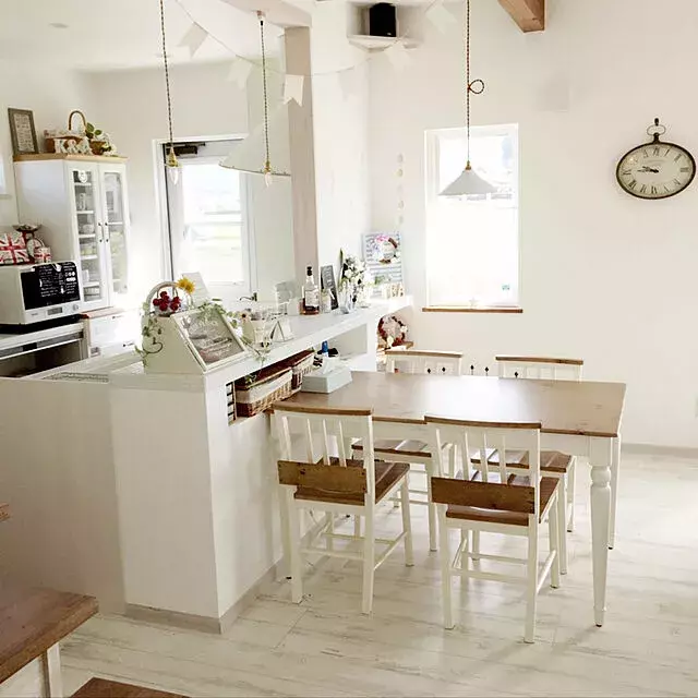 気分はヨーロッパの田園地帯 カントリー風インテリアで優雅な暮らし ローリエプレス