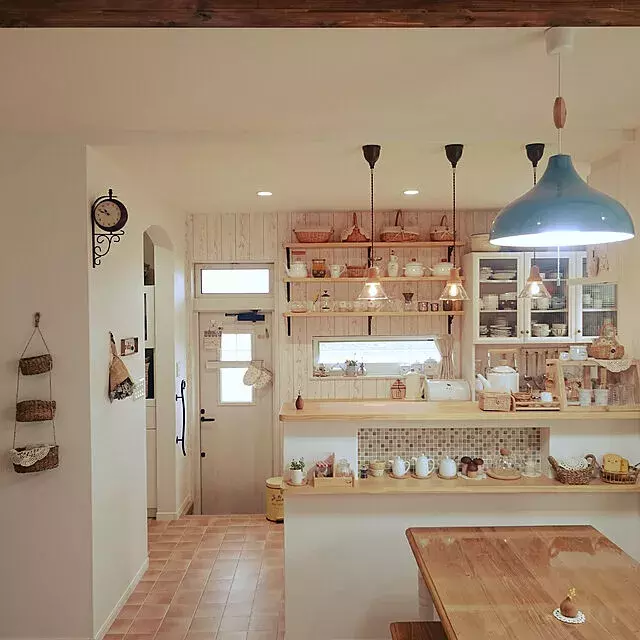 気分はヨーロッパの田園地帯 カントリー風インテリアで優雅な暮らし ローリエプレス