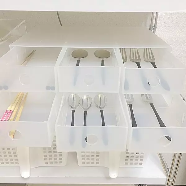 すっきりとした収納に 無印良品の引き出し式ポリプロピレンケース ローリエプレス