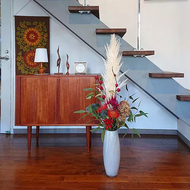 こなれた雰囲気にしたいときはコレ パンパスグラスがあるインテリア実例 ローリエプレス