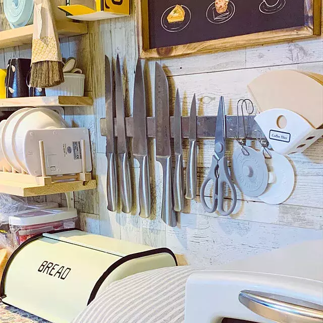 よく使うからこそ収納の仕方で快適さが変わる マネしたい包丁収納アイデア ローリエプレス よく使うからこそ収納の仕方で快適さが変わる マネしたい包丁収納アイデア ローリエプレス