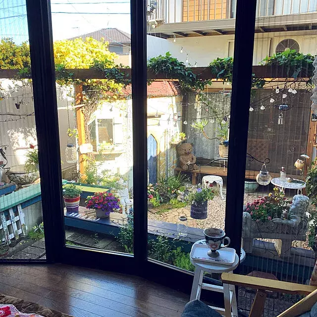 ガーデニングにもデッキの屋根にも パーゴラのある暮らし ローリエプレス