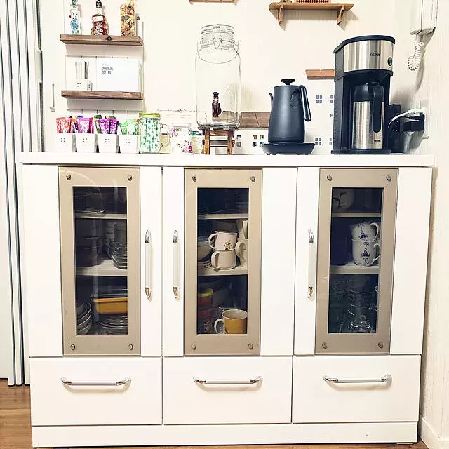 食器収納はニトリがおすすめ キッチンが綺麗に片付くアイテムを集めました ローリエプレス