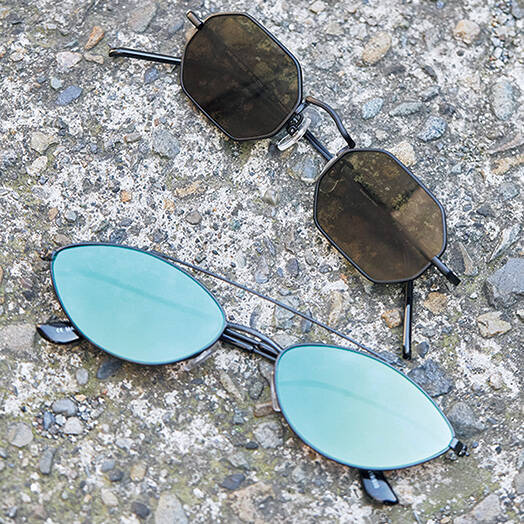 強気な白肌 が今のキブン 辛めファッションアイテムだけ集めました ローリエプレス 強気な白肌 が今のキブン 辛めファッションアイテムだけ集めました ローリエプレス