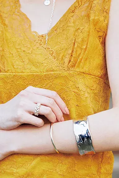 強気な白肌 が今のキブン 辛めファッションアイテムだけ集めました ローリエプレス 強気な白肌 が今のキブン 辛めファッションアイテムだけ集めました ローリエプレス