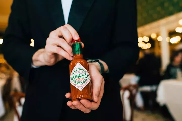 激辛好きなら知ってるよね レストランでよく見るタバスコ 全部で何種類 ローリエプレス