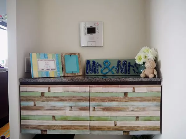 セリア リメイクシート活用術 貼り方 種類解説 キッチンからトイレまで模様替え実例 ローリエプレス