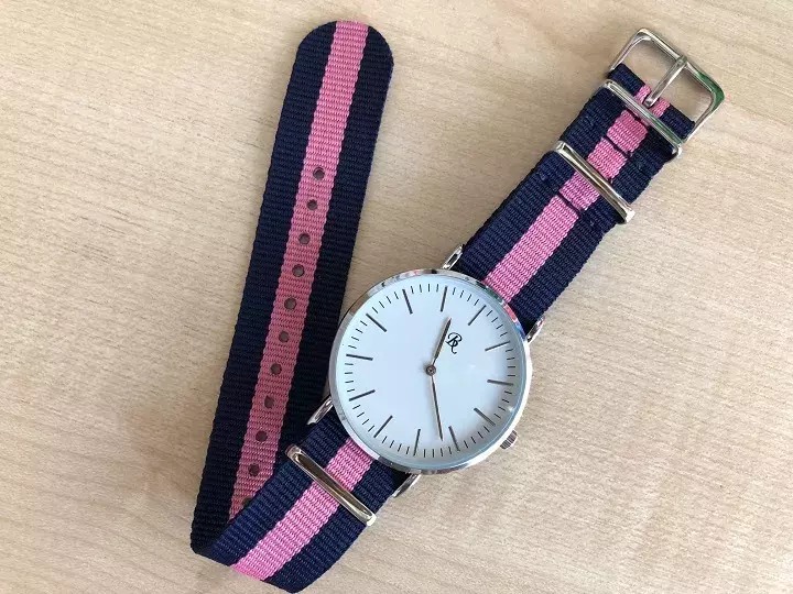 ダイソーの腕時計 電池交換 リメイク ベルト交換も 優秀すぎるその理由 ローリエプレス ダイソーの腕時計 電池交換 リメイク ベルト交換も 優秀すぎるその理由 ローリエプレス