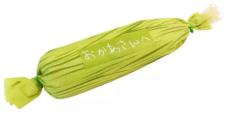 となりのトトロ でメイちゃんがお母さんにあげた とうもろこし がギフトになって登場 ローリエプレス