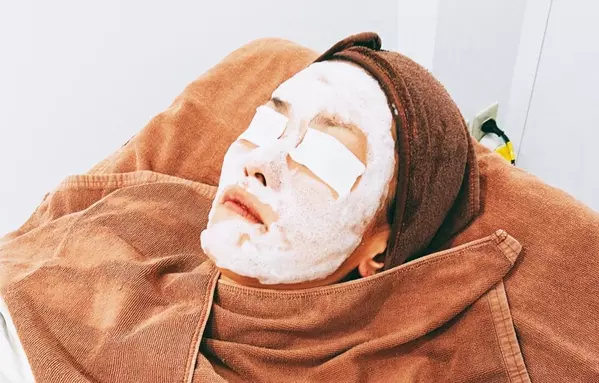 毛穴が変わった にっくき毛穴を撲滅 専用サロントリートメントをアラフォー美容家が実体験 ローリエプレス