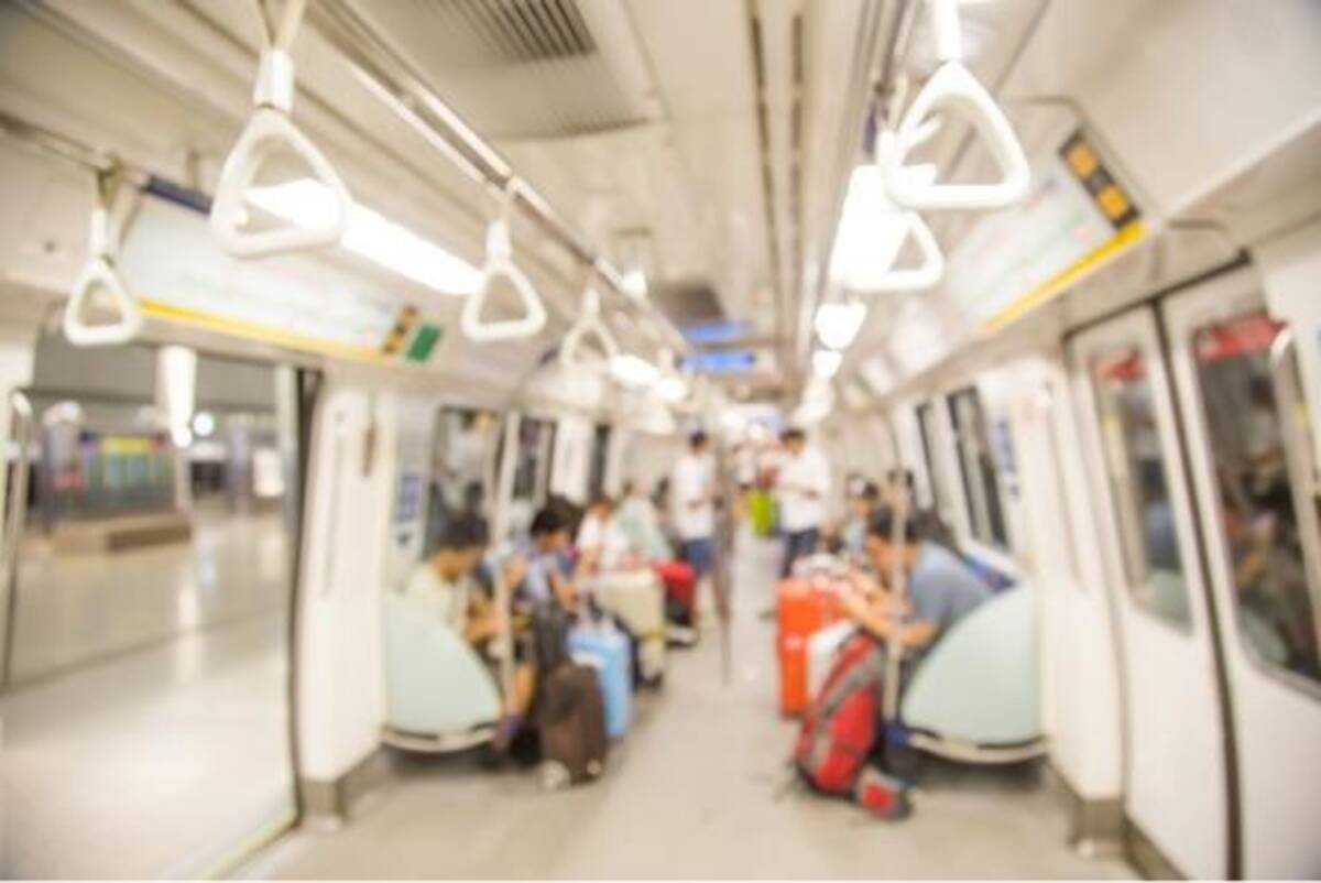 超簡単エクササイズ 通勤中に 電車筋トレ で美ボディをget ローリエプレス