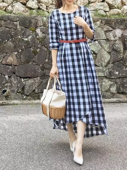 今の季節ならどう着こなす 大人女子の ブロックチェック アイテム別コーデ集 ローリエプレス