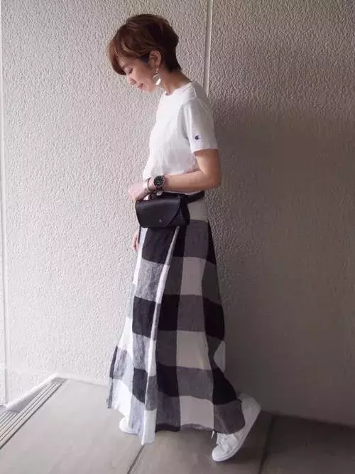 今の季節ならどう着こなす 大人女子の ブロックチェック アイテム別コーデ集 ローリエプレス