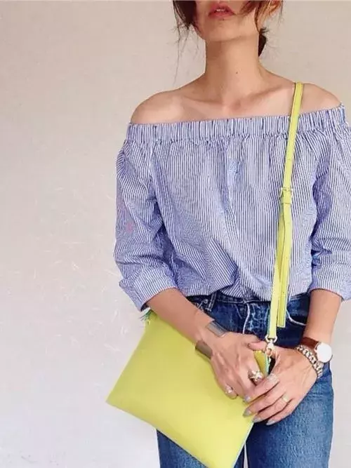 ユニクロ Vs Zara オフショルトップスかわいい対決 ローリエプレス