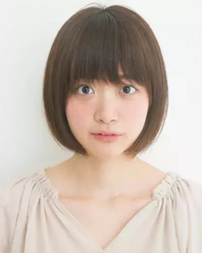 ほんのひと手間で王道ボブに差をつける 束感前髪 セルフカットアレンジ ローリエプレス