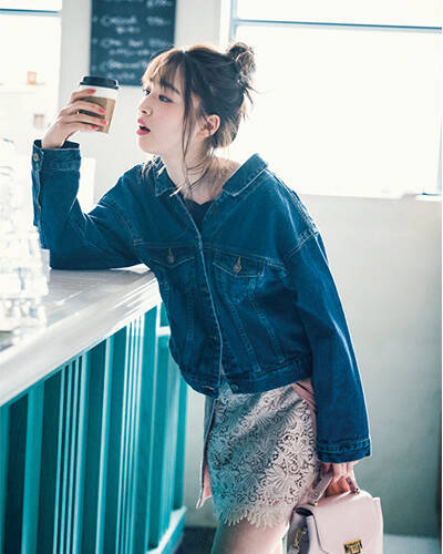 春らしいヌケ感コーデがつくれる 人気ブランドの 背中見せｇジャン ローリエプレス