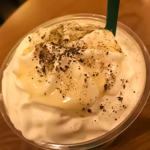 スタバの新作は紅茶フラぺ 本日から アール グレイ ティー クリーム フラペチーノ が登場 ローリエプレス スタバの新作は紅茶フラぺ 本日から アール グレイ ティー クリーム フラペチーノ が登場 ローリエプレス